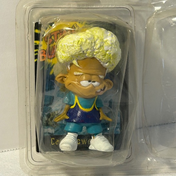 Stink Blasters Other - Stink Blasters Cauliflower Carl Action Figure Toy with Card